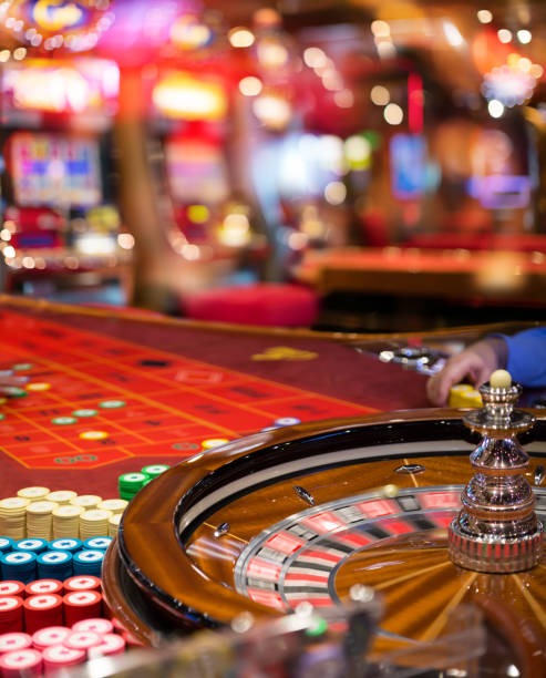 Live-dealer blackjack and roulette tables on one-hundred-eighty-six