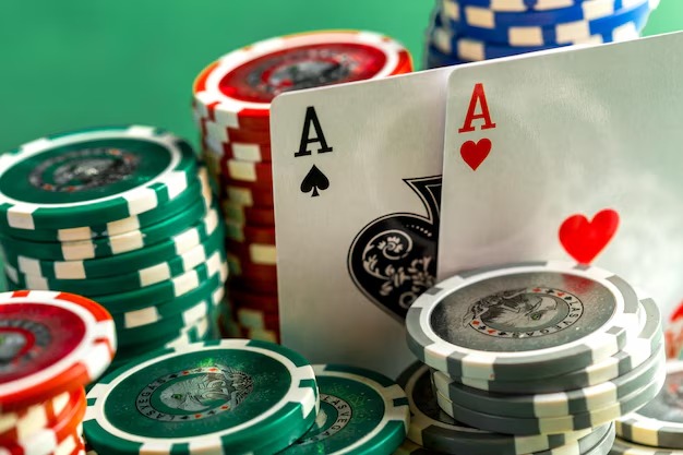 Sic Bo betting layout and odds on one-hundred-eighty-six